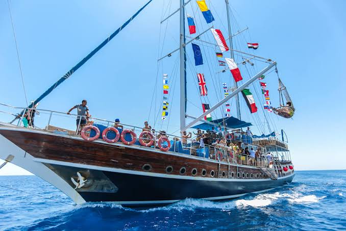 Segelboot-Schnorchelausflug Sina Dream Yacht